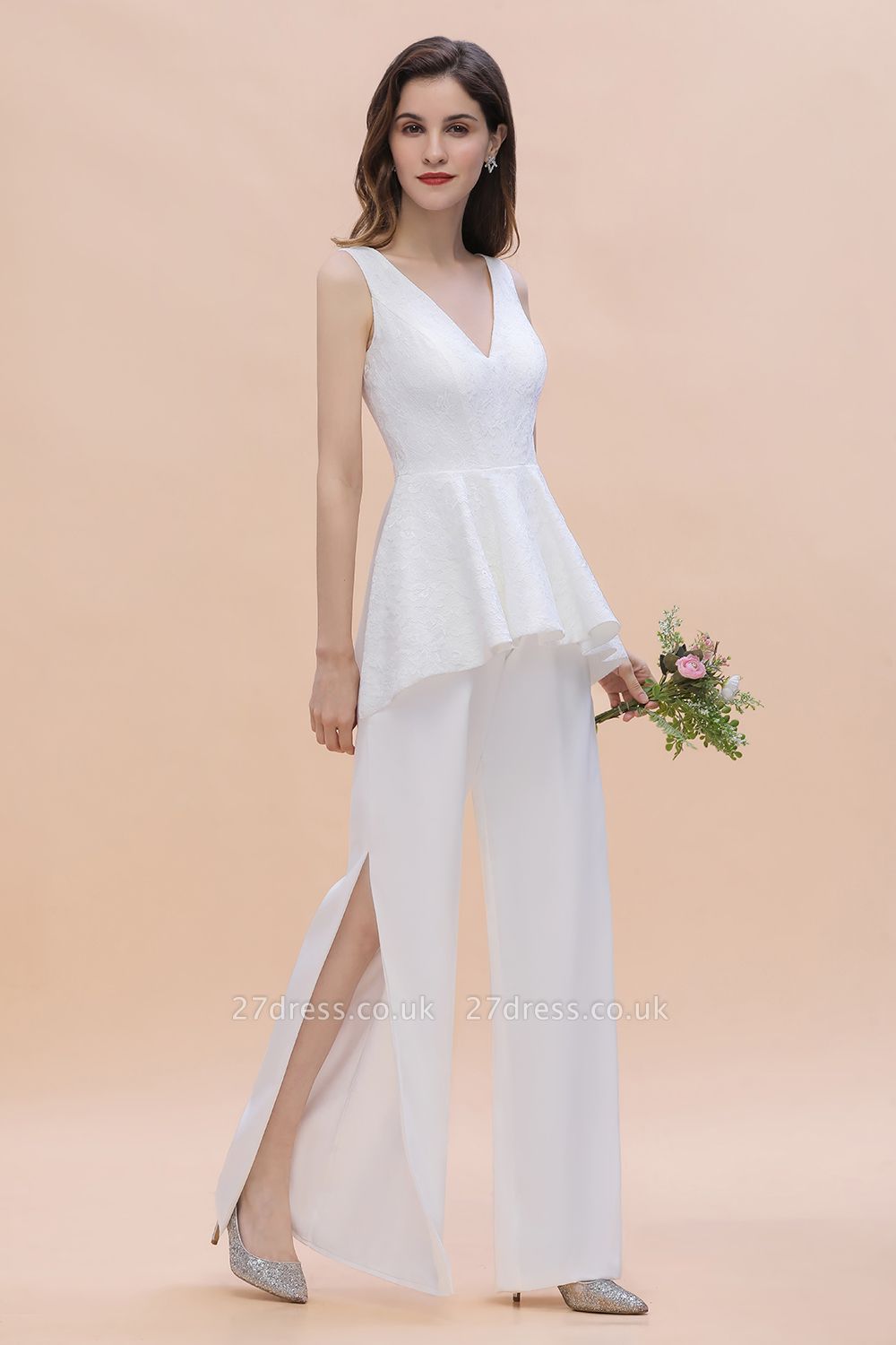 Simple V-neck Lace Bridesmaid Wear Jumpsuit with Side Slit