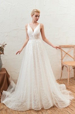 Chic Deep V-neck White Tulle Princess Wedding Dress_1