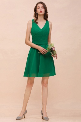 Chic Green Ruched Chiffon Short Bridesmaid Dress Sleeveless V-Neck Knee Length Wedding Party Dress_4