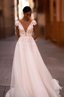 Natural Appliques Lace Wedding Dress Sleeveless V-Neck A-Line Floor-Length Bridal Gown